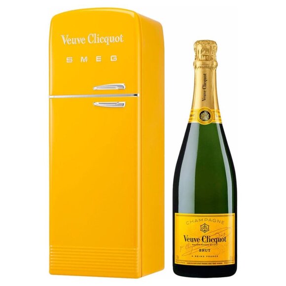 Limited Edition Veuve SMEG Fridge - Mint Condition!!! - Picture 5 of 6
